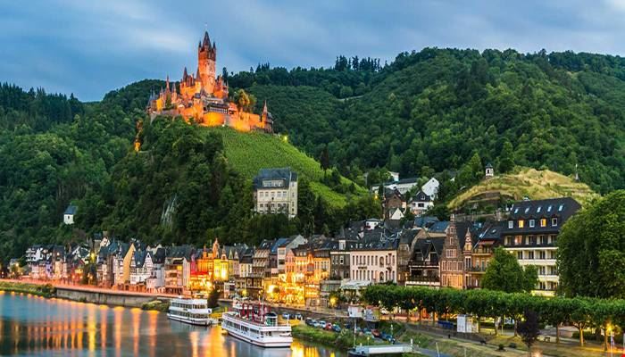 Mosel Nehri Vadisinin en romantik şehri Cochem